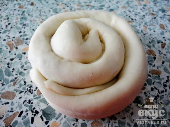 Слойки «Розочки» с медово - ореховой начинкой